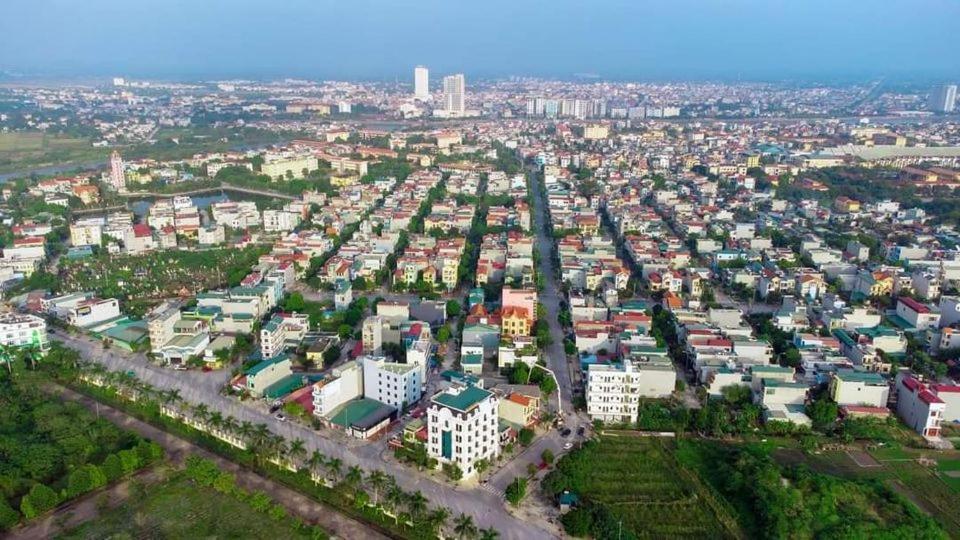 فندق Khach San Hoa Dong Phu Ly المظهر الخارجي الصورة